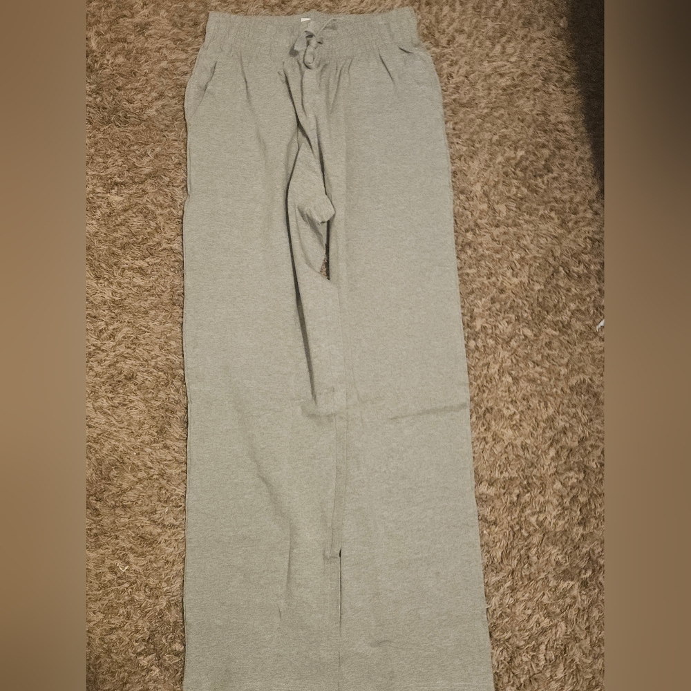 Brand New Without Tags Mens  Sweatpants 95% Cotton Gray Small Never Worn